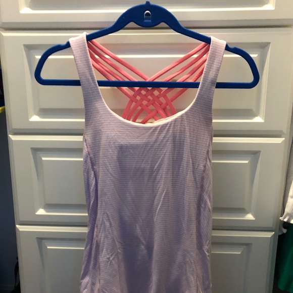 Lululemon Tank Top with built in Bra Size 2 - Picture 2 of 4